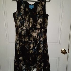 Simply Vera Sleeveless Dress